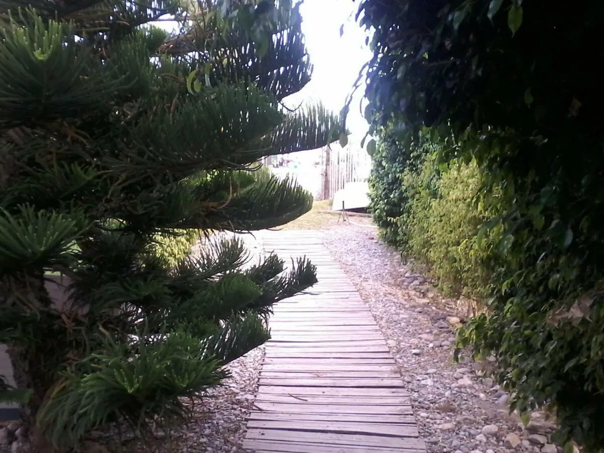Cabanas Junto Al Mar Guest House Adra